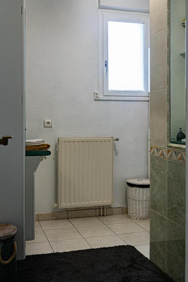 Chambres D Hotes Les Papillons Evron ภายนอก รูปภาพ